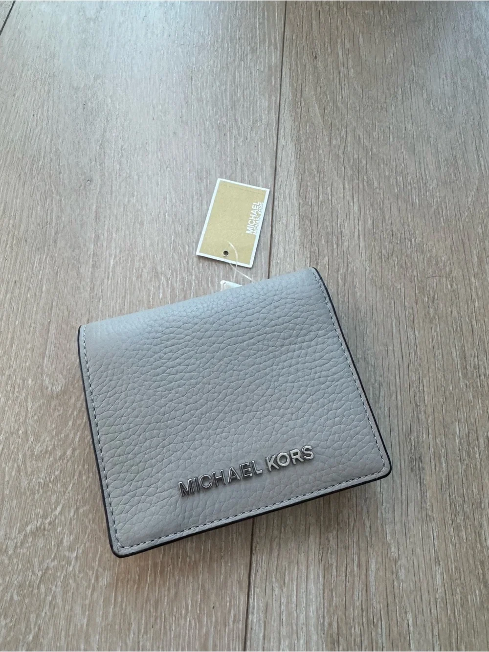 Michael Kors Pebbled Leather Compact Wallet - Light Gray
